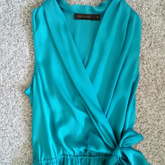The Limited wrap dress - Picture 2 of 6